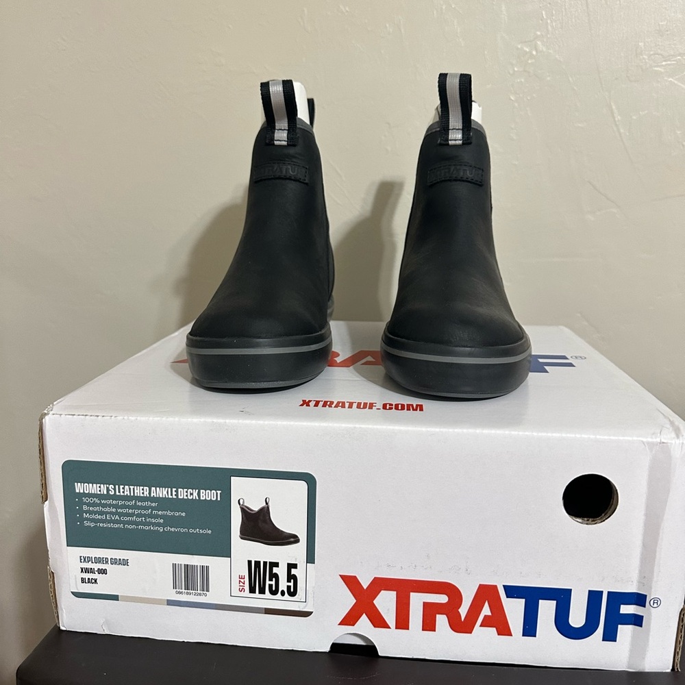 NWT Xtratuff women’s leather boots-5.5 - Picture 2 of 6